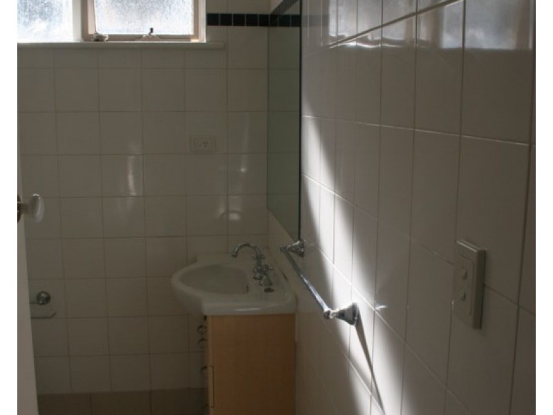 2/23 Hodder Street, Brighton East VIC 3187