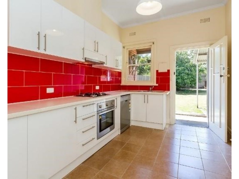 34 El Nido Grove, Carnegie VIC 3163