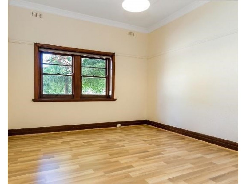 34 El Nido Grove, Carnegie VIC 3163