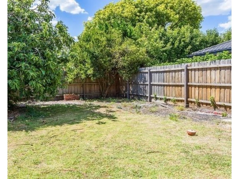 34 El Nido Grove, Carnegie VIC 3163