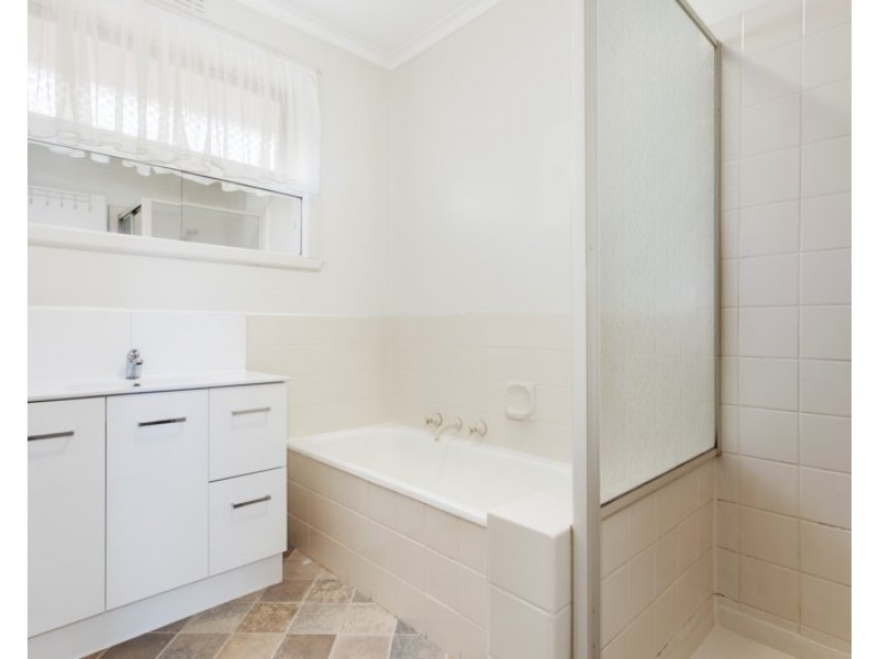 2/7 Park Avenue, Glen Huntly VIC 3163