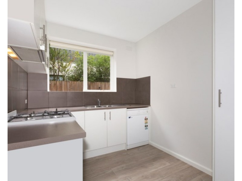 3/9 Maroona Road, Carnegie VIC 3163