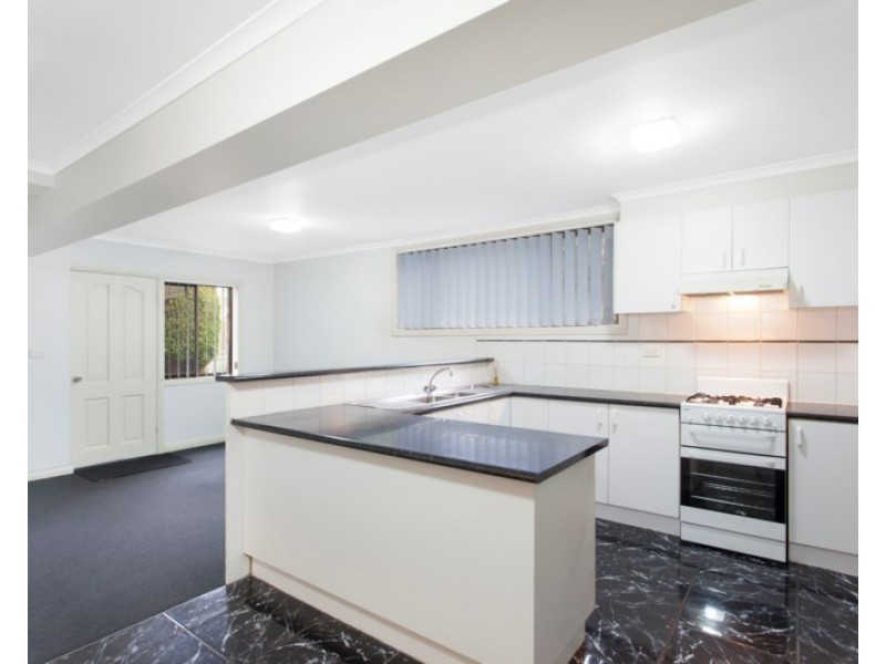 84 Drummond Street, Chadstone VIC 3148
