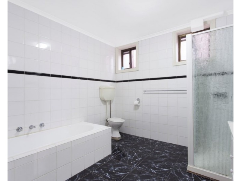 84 Drummond Street, Chadstone VIC 3148