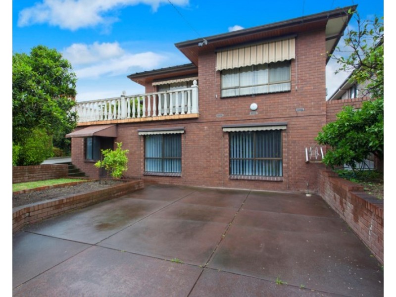 84 Drummond Street, Chadstone VIC 3148