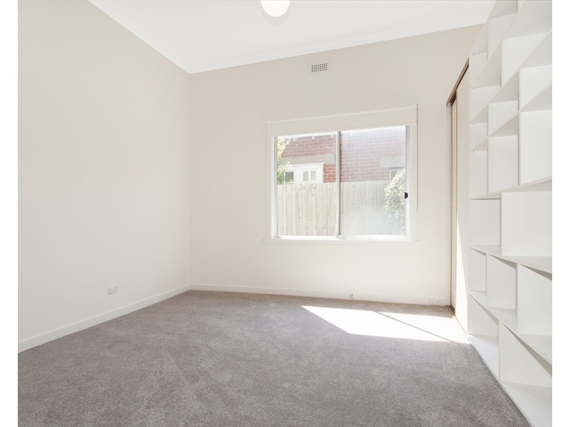 12 Graceburn Avenue, Carnegie VIC 3163