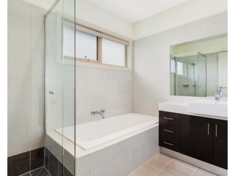 1/73 Barrington Street, Bentleigh East VIC 3165