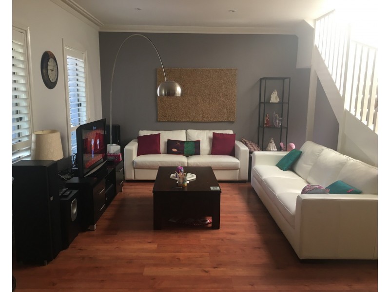 7 Lake Street, Carnegie VIC 3163