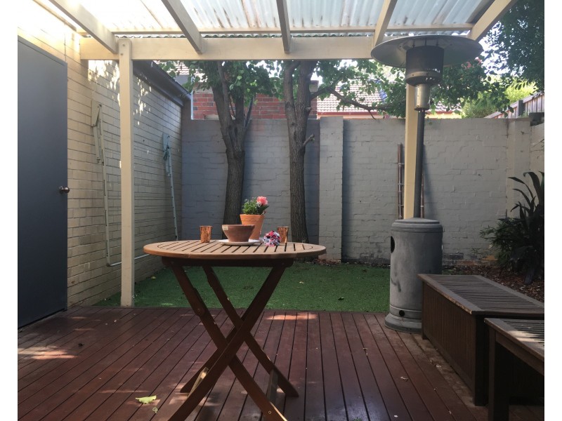 7 Lake Street, Carnegie VIC 3163