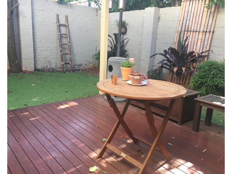 7 Lake Street, Carnegie VIC 3163