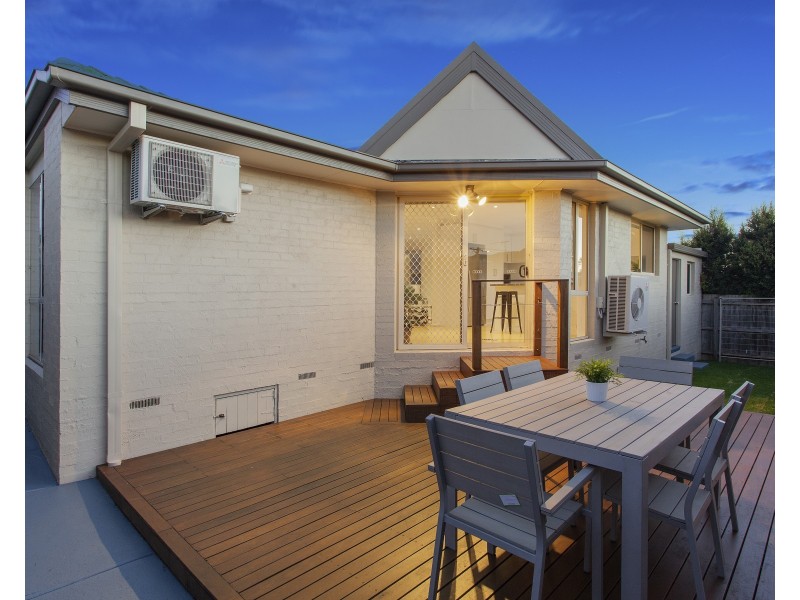 2/73 Bignell Road, Bentleigh East VIC 3165