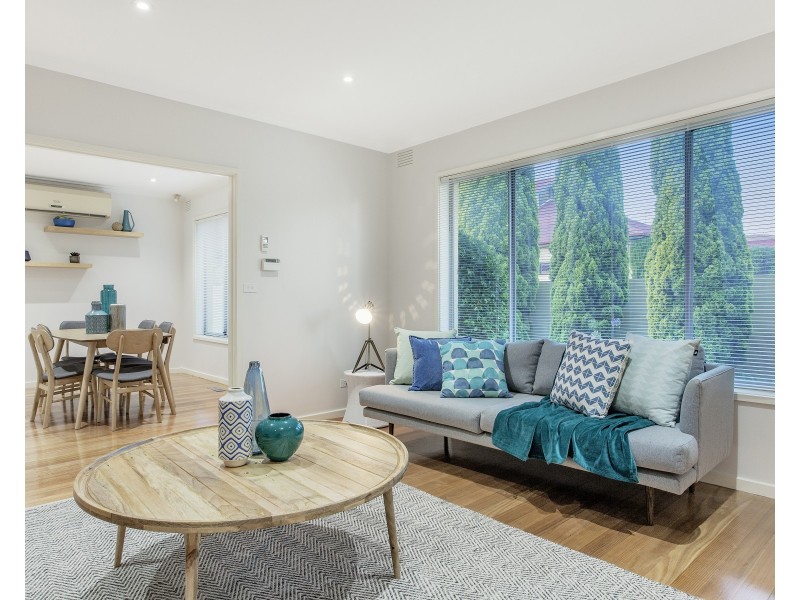 5 McLaurin Road, Carnegie VIC 3163