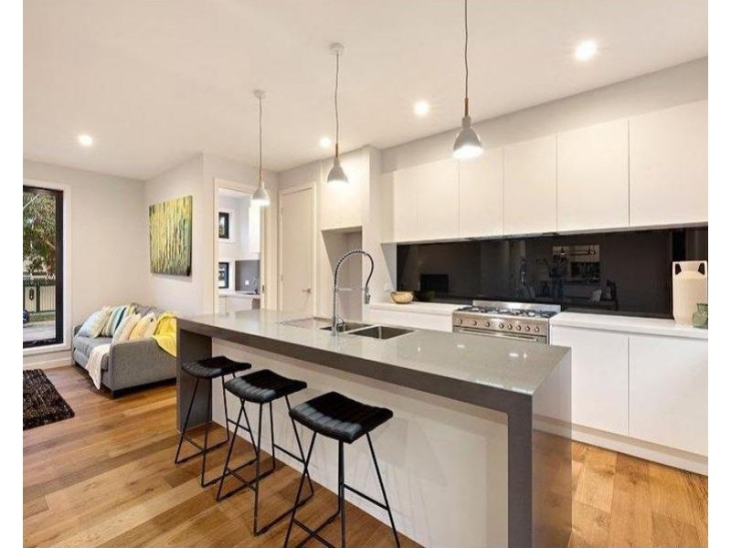 6 Kangaroo Road, Murrumbeena VIC 3163