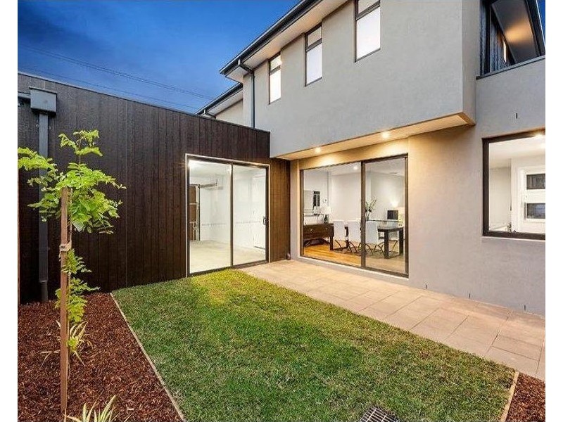 6 Kangaroo Road, Murrumbeena VIC 3163