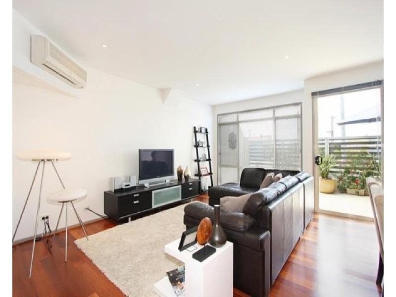 8/100 Poath Road, Hughesdale VIC 3166