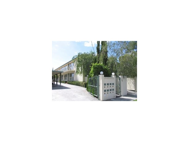 7/32 Madden Avenue, Carnegie VIC 3163