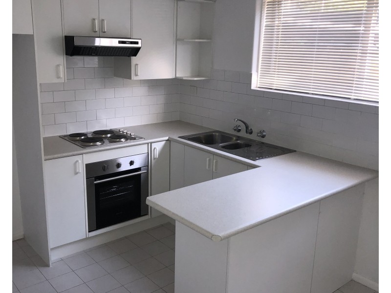 4/32 Madden Avenue, Carnegie VIC 3163