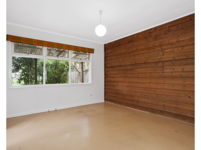 10 Walnut Street, Carnegie VIC 3163