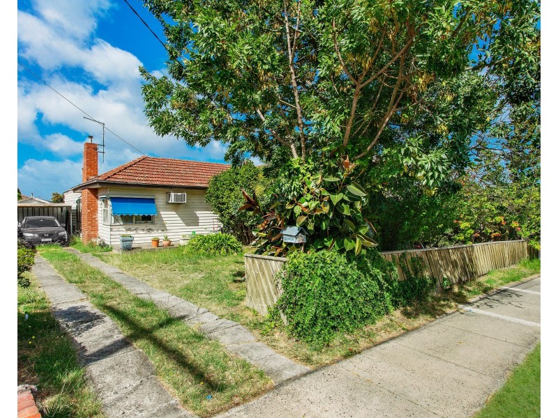 36 Newport Road, Clayton South VIC 3169