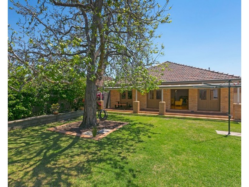 8 Wallace Avenue, Murrumbeena VIC 3163