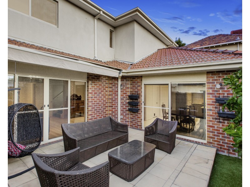 2/26 Dallas Avenue, Hughesdale VIC 3166