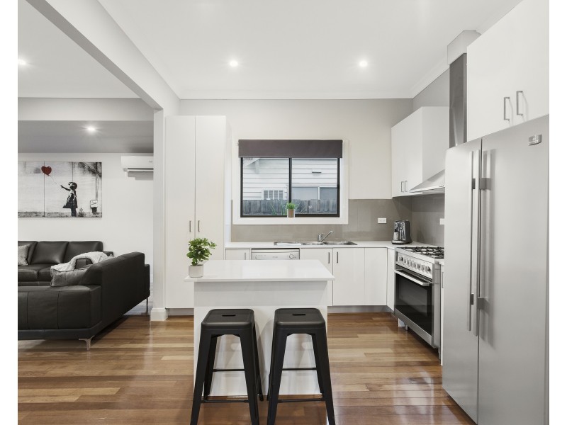 1/54 Willesden Road, Hughesdale VIC 3166