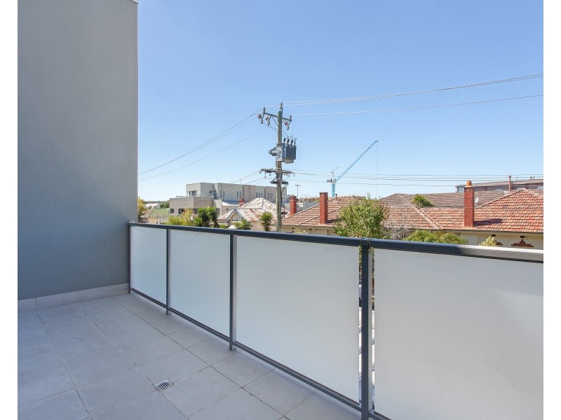 7/17 Shepparson Avenue, Carnegie VIC 3163