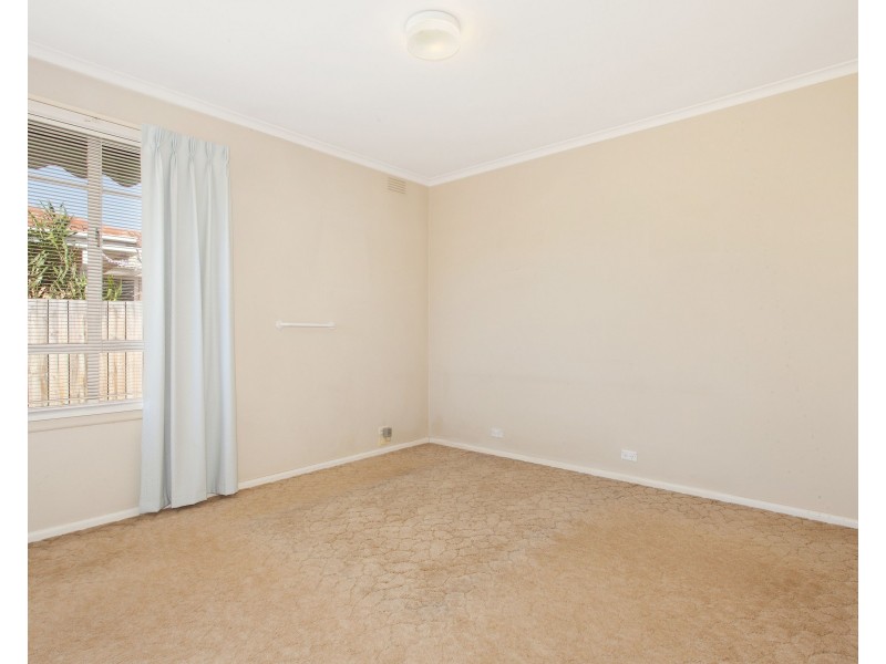 23 Amber Grove, Mount Waverley VIC 3149