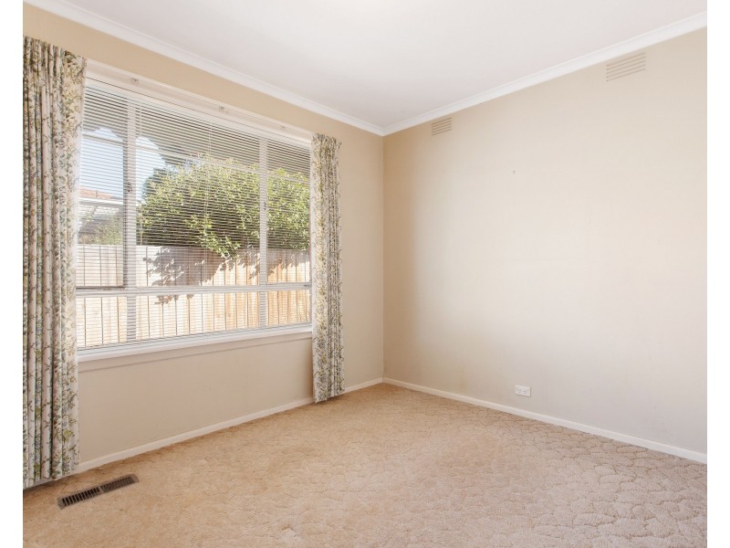 23 Amber Grove, Mount Waverley VIC 3149