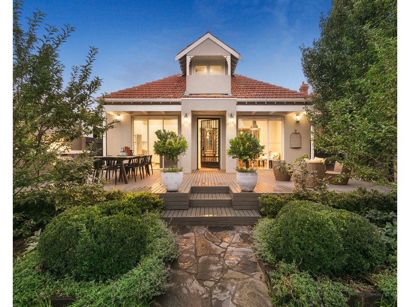 2 Sutton Street, Kooyong VIC 3144