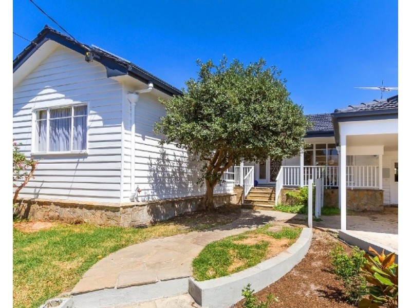 1 Gauntlet Road, Malvern East VIC 3145