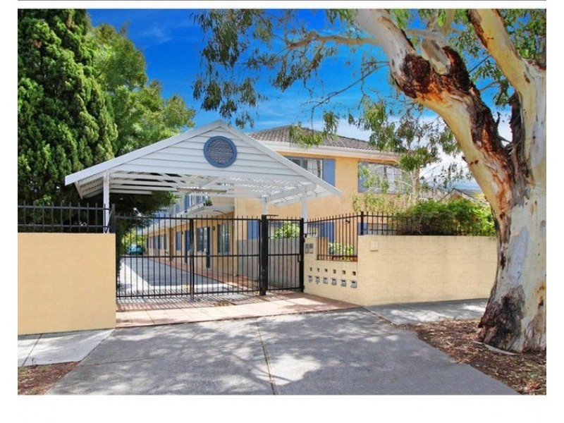 3/13 Ulupna Road, Ormond VIC 3204