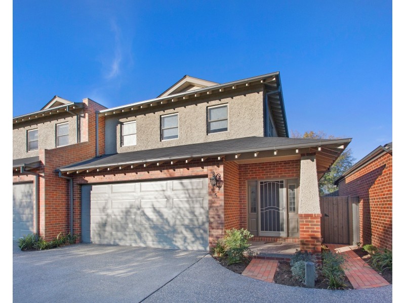 5/10 Omama Road, Murrumbeena VIC 3163