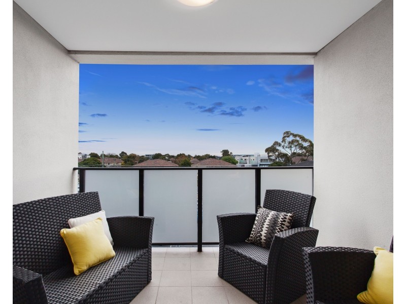 7/81 Koornang Road, Carnegie VIC 3163