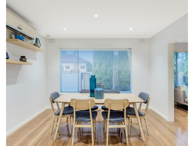 5 McLaurin Road, Carnegie VIC 3163