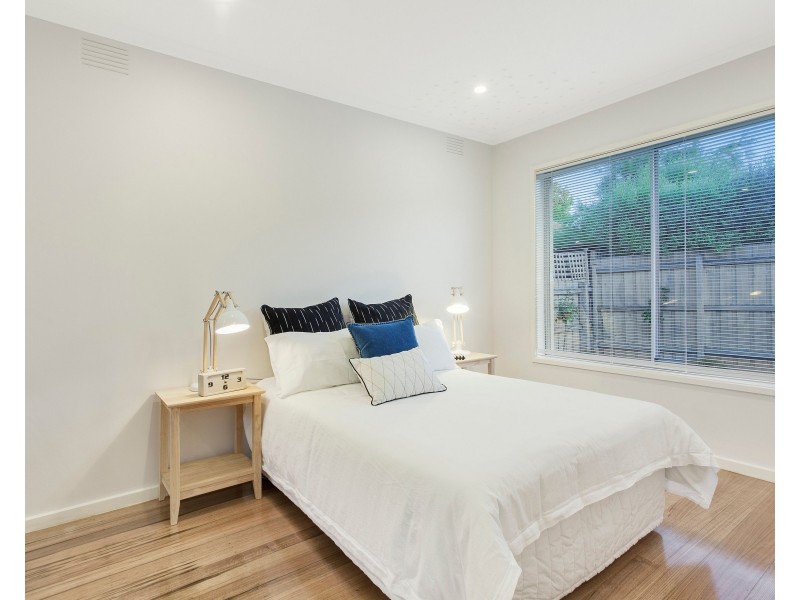 5 McLaurin Road, Carnegie VIC 3163