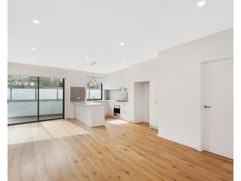 2/11 Bay Street, Parkdale VIC 3195