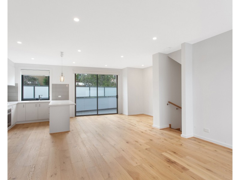 2/11 Bay Street, Parkdale VIC 3195