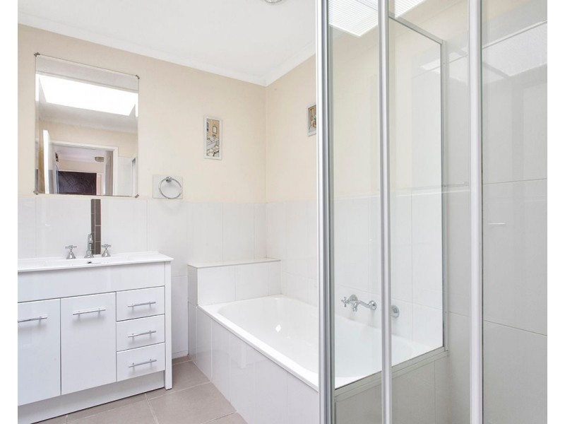 3/46 Coorigil Road, Carnegie VIC 3163