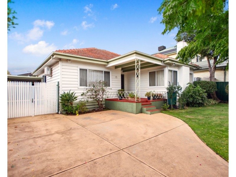 15 May Street, Bentleigh East VIC 3165