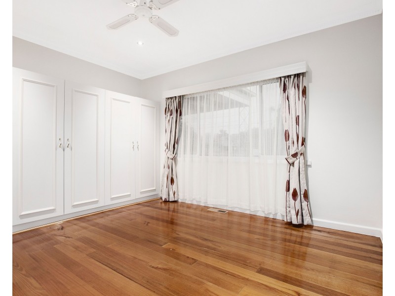 15 May Street, Bentleigh East VIC 3165