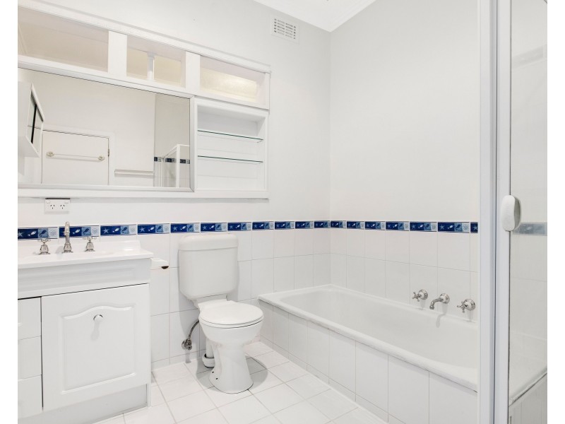 15 May Street, Bentleigh East VIC 3165