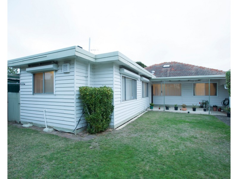15 May Street, Bentleigh East VIC 3165