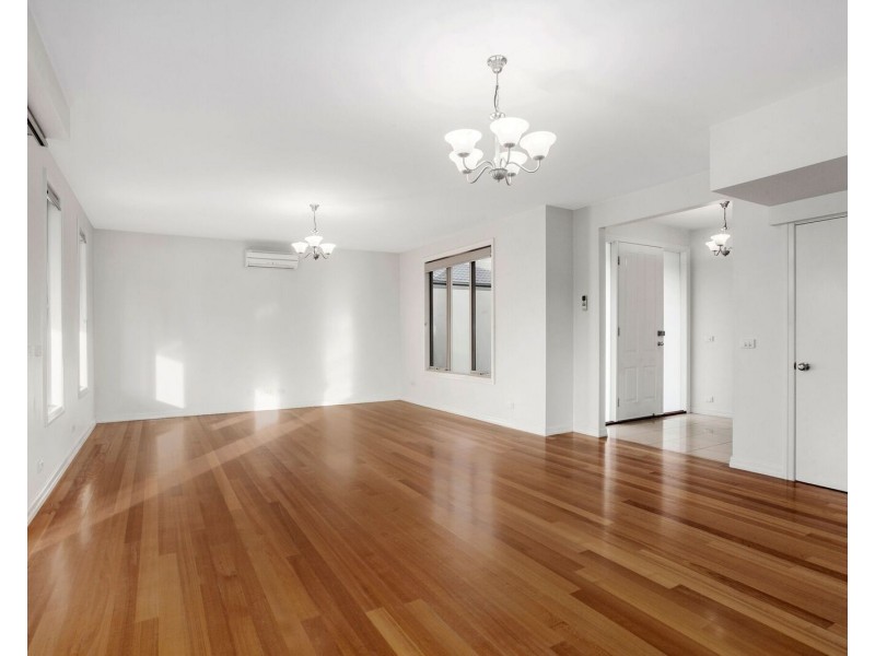 2/37 WILLESDEN Road, Hughesdale VIC 3166