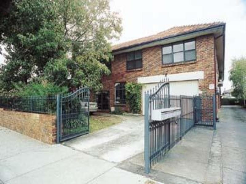 4/1378 Dandenong Road, Hughesdale VIC 3166
