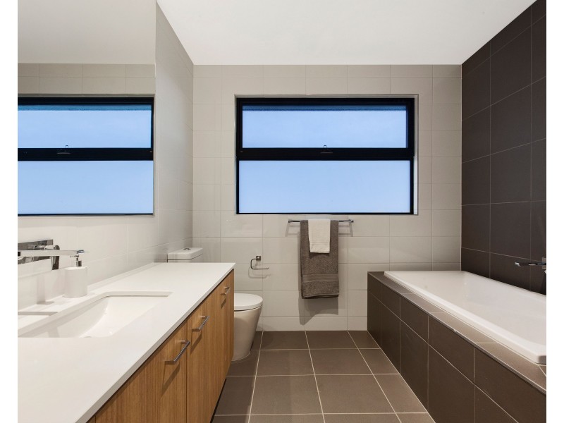 70B Tranmere Avenue, Carnegie VIC 3163