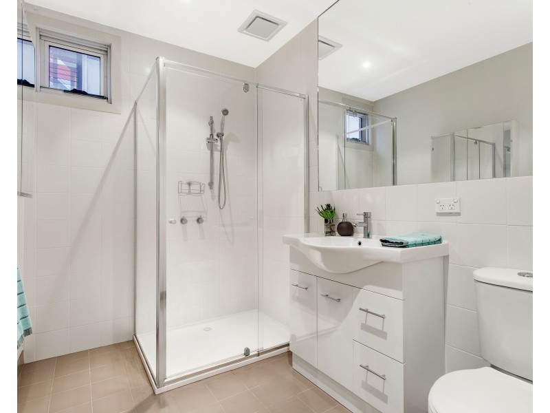 1/496 Dandenong Road, Caulfield North VIC 3161