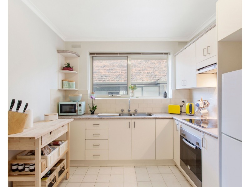 6/32 Madden Avenue, Carnegie VIC 3163