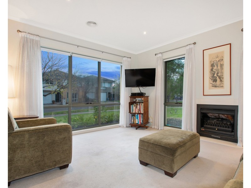 6 Cypress Point Parade, Heatherton VIC 3202