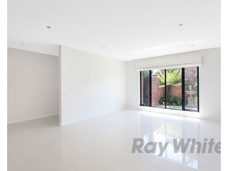 12B Rothschild Street, Glen Huntly VIC 3163